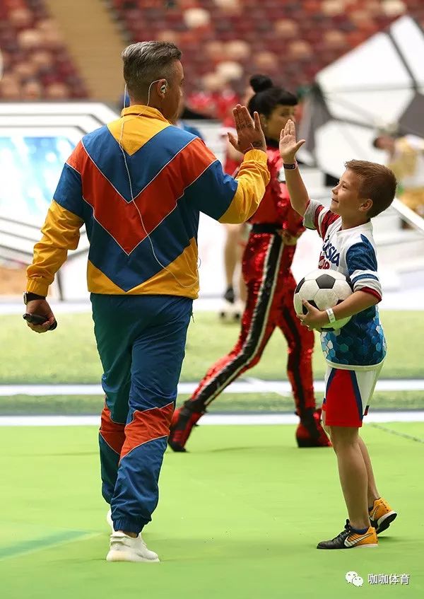 世界杯开幕式看点啥?点开看肥罗要登场献歌!