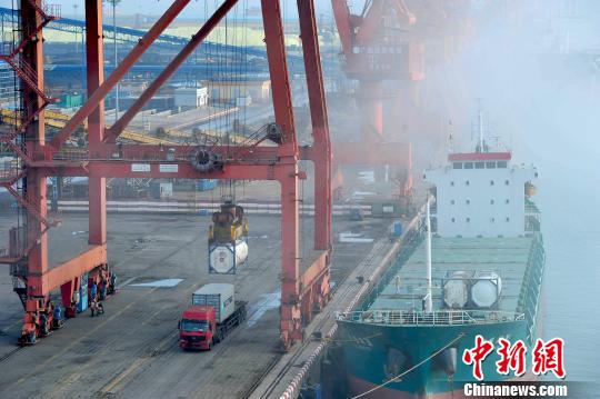 广西前5月外贸保持增长 结束连续3个月单月下降