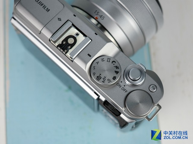 入门的高颜值享受 富士无反X-A5评测 