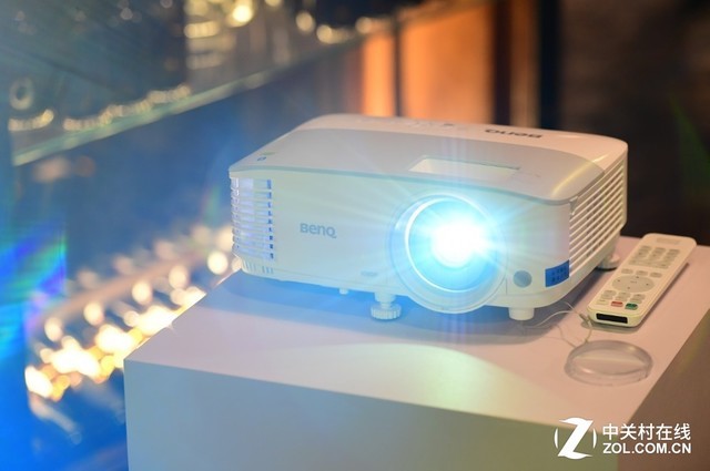 一起来轰趴 明基带你感受世界杯的激情 