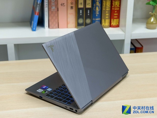 游戏本也能高颜值?这几款定会让你心动