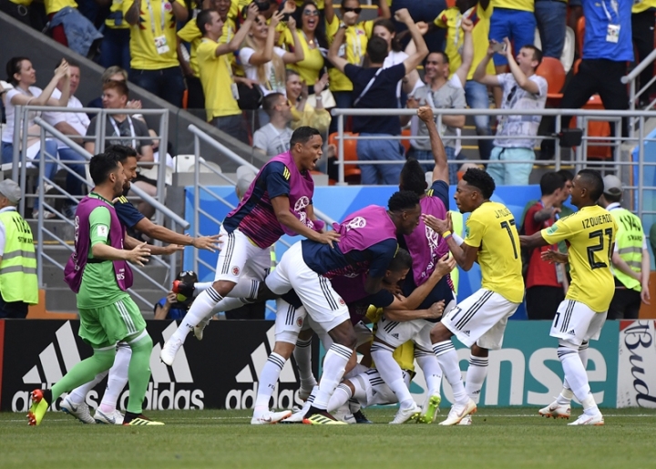 进球快红牌快,日本2:1胜哥伦比亚