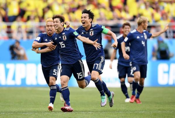 日本队2比1战胜哥伦比亚，亚洲球队拿下第二场胜利！