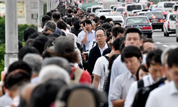 路上遇地震，上班还是回家？日本人这样选择