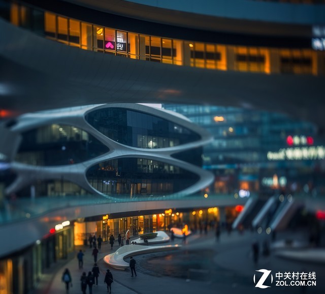 可微距可拼接 佳能50mm移轴镜头行走帝都 