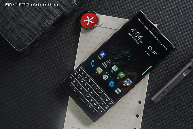 经典全键盘再添新功能 黑莓KEY2使用体验
