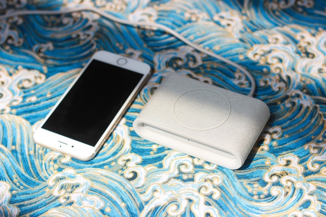 iOttie无线快充移动电源