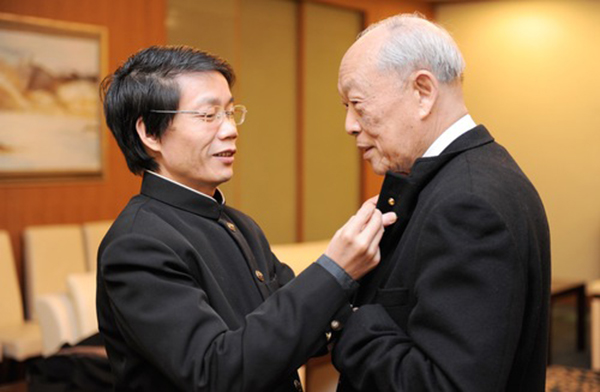 激情院士陈国强:改革和科研都需破釜沉舟 激情院士陈国强:改革和科研都需破釜沉舟
