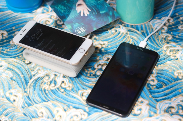 iOttie无线快充移动电源