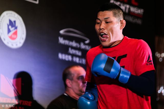 李景亮迎战日本拳王避谈胜负,拳迷:别再被对手
