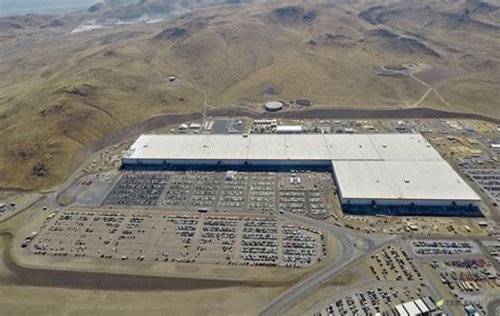 【晚报】小米公布股票代码:1810;周鸿祎:贾先生