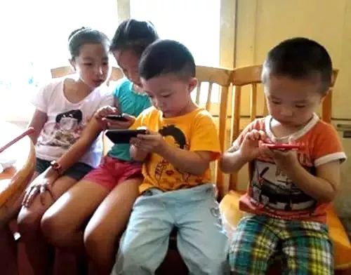 变废为宝科学实验创新大赛,作文画报手抄报竞