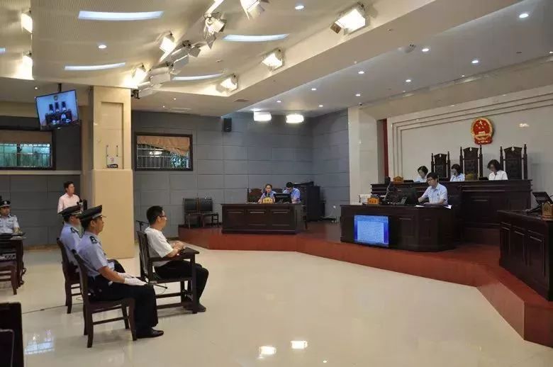 安庆市委宣传部原常务副部长张金华受贿一审获刑5年