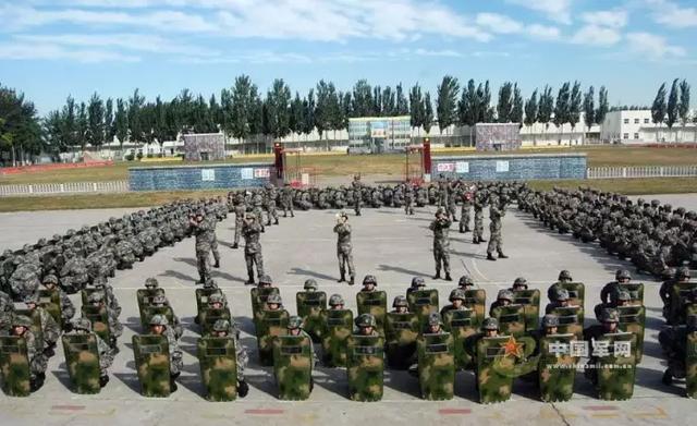 “警备区”和“卫戍区”有何区别?