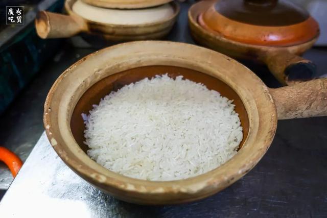 食在广州:这煲惹人爱的饭,遍布大街小巷,偏偏就是“煲仔饭”