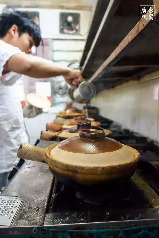 食在广州:这煲惹人爱的饭,遍布大街小巷,偏偏就是“煲仔饭”