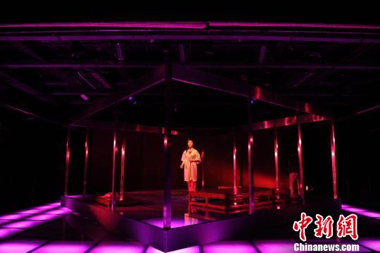北京人艺携《我爱桃花》亮相阿斯塔纳世界戏剧节