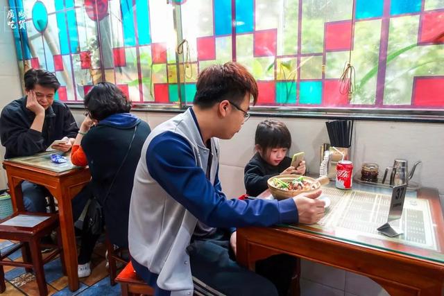 食在广州:这煲惹人爱的饭,遍布大街小巷,偏偏就是“煲仔饭”