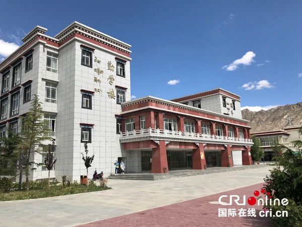 【美好生活 幸福拉萨】家门口的内地西藏班任