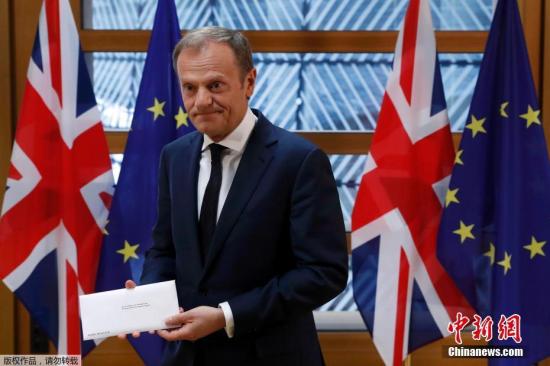 民调：近七成英国人不满意政府在脱欧谈判中表现