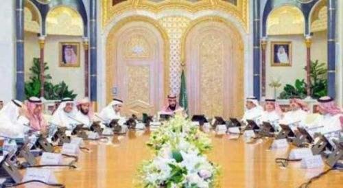 沙特皇宫告急!伊朗导弹呼啸而至,爱国者成为废