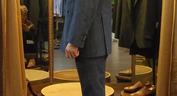 干货|新手应该如何穿西装?看了之后,再也不被骂“土鳖”了 干货|新手应该如何穿西装?看了之后,再也不被骂“土鳖”了