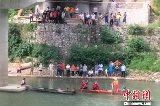 广西资源县3名初中生溺水失踪 搜救工作正在进行中