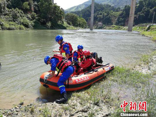 广西资源县3名初中生溺水失踪，雨水天气搜救难度大