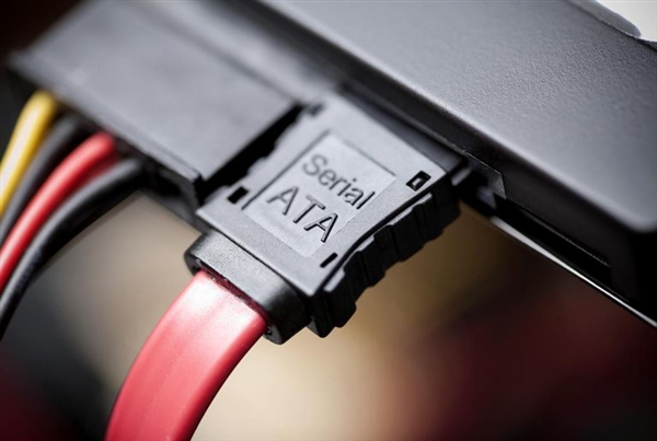 SATA 3.4标准正式发布：提升硬盘性能和可靠性