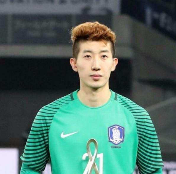 韩国球迷怒斥世界杯黑哨,除了门将赵贤佑,其他