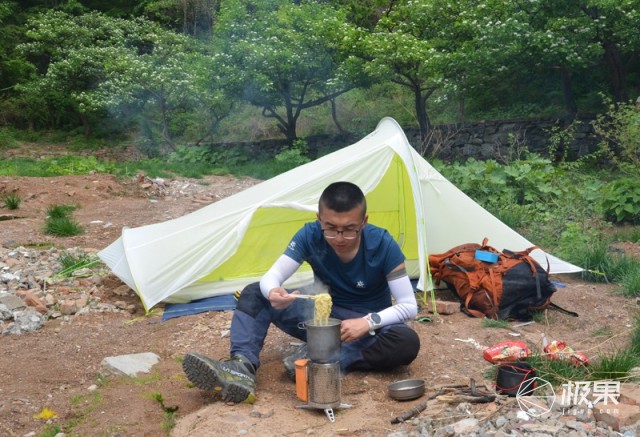 防水透气又轻量，Kailas蜻蜓UL2P+隧道帐篷测评