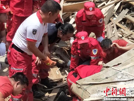 杭州建德一建筑物坍塌：造成1人死亡5人受伤(图)