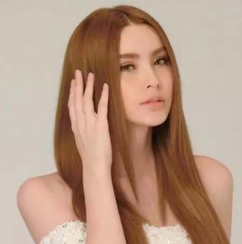 亚洲十大人妖: 比女人更女人,男人看了心动,女人看了