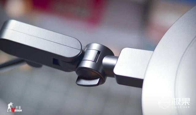 Yeelight护眼台灯Pro体验,三轴可调易操作,去除蓝光不伤眼 Yeelight护眼台灯Pro体验,三轴可调易操作,去除蓝光不伤眼