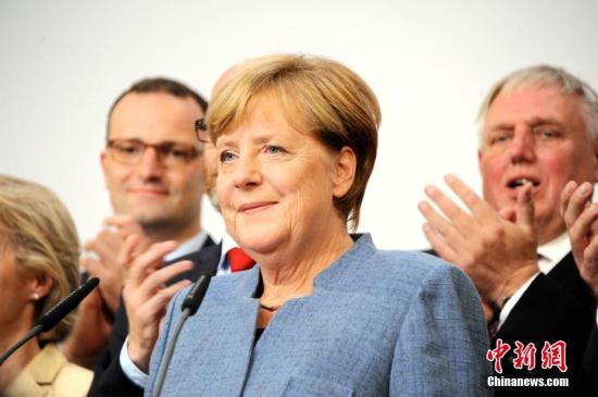 欧盟举行峰会讨论难民问题 德国面临内外交困局面