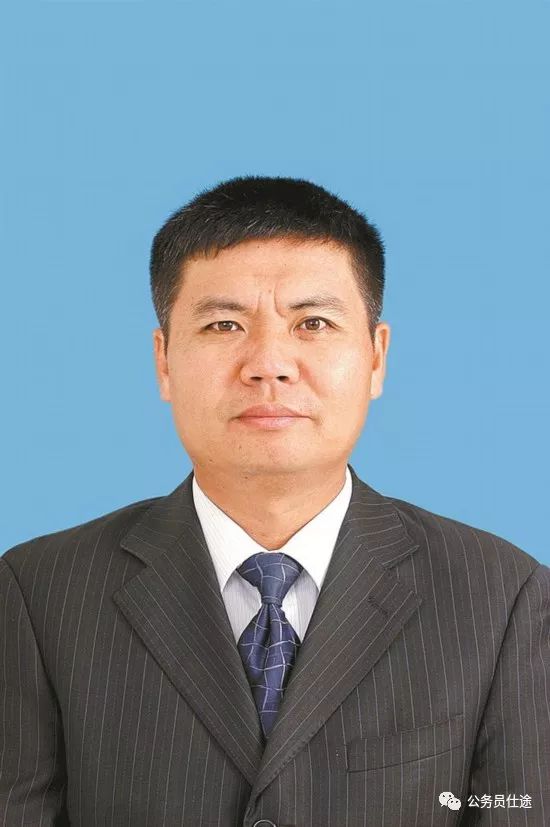 王立新任广东省深圳市人民政府副市长