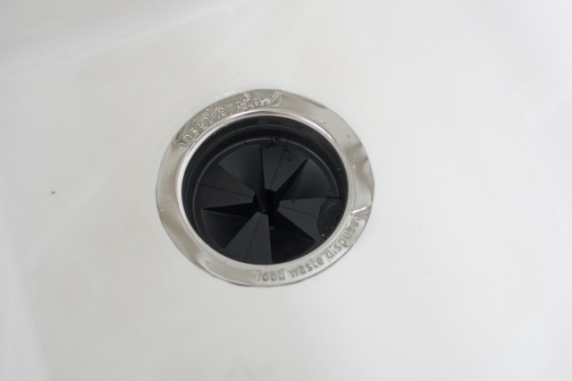 爱适易（InSinkErator）新品垃圾处理器