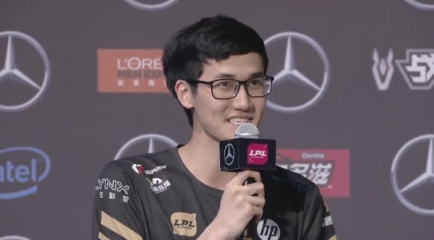 Karsa:狗妃面试失败还是争不过小明