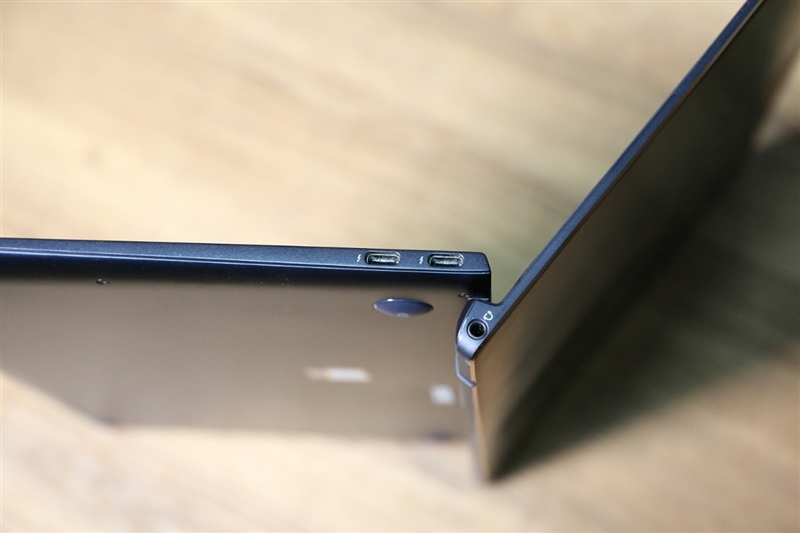 用心做好高端!华硕灵耀X笔记本评测:不仅仅只是轻薄