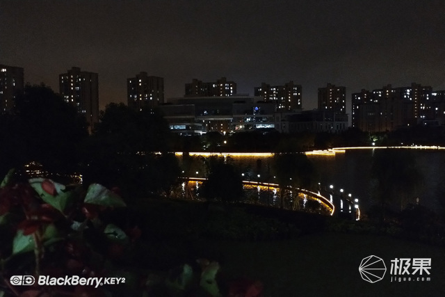 十年莓粉上手黑莓KEY2,经典与实用兼具的情怀机又回来了 十年莓粉上手黑莓KEY2,经典与实用兼具的情怀机又回来了