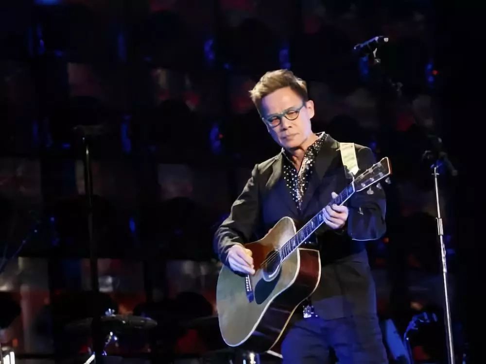 罗大佑的这首歌,道尽了香港回归几十年