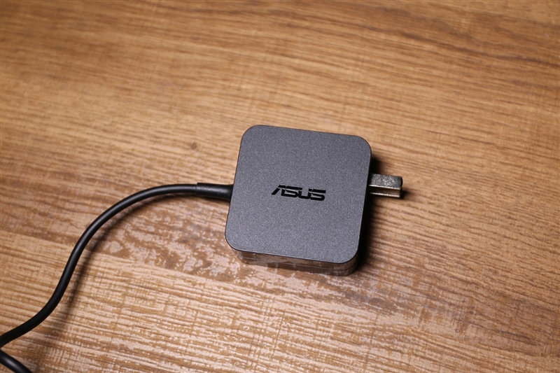 用心做好高端!华硕灵耀X笔记本评测:不仅仅只是轻薄