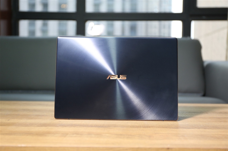 用心做好高端!华硕灵耀X笔记本评测:不仅仅只是轻薄