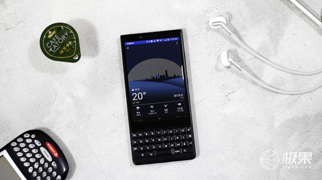 十年莓粉上手黑莓KEY2,经典与实用兼具的情怀机又回来了 十年莓粉上手黑莓KEY2,经典与实用兼具的情怀机又回来了