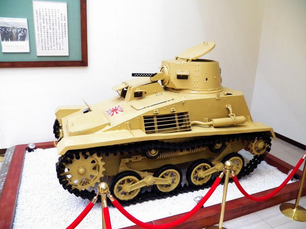 重机枪就能打穿却在中国横行！探秘侵华日军“小豆坦克”