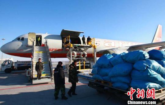 中国北疆对俄经贸繁荣 黑河机场上半年货邮吞吐量达28.8吨