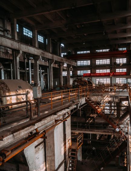 小铸造厂工人常年与高温粉尘打交道,安全防护