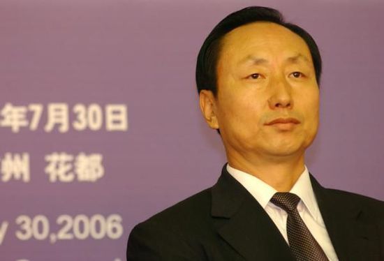 广东机场管理集团原总裁领刑10年，二审认定其受贿逾千万元