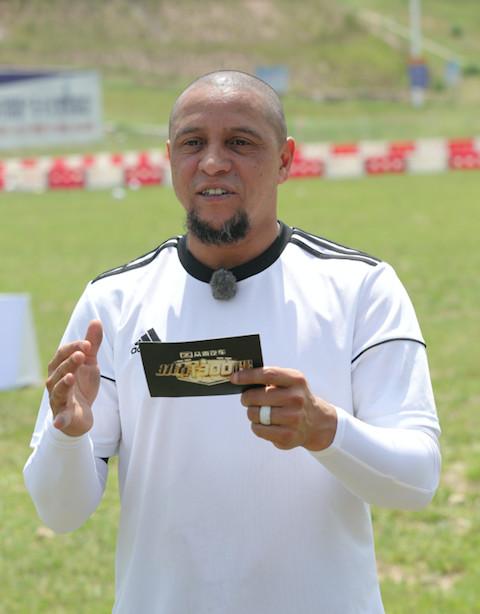 巴西1\/8决赛告捷 《挑战300秒》卡洛斯神预测