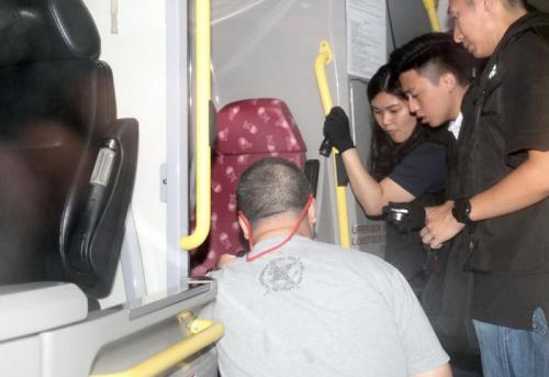 香港九龙巴士再发生2起座椅插针事件 8天以来第8起